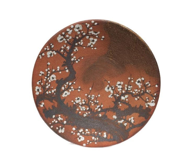 GRAND PLAT EN GRES ORNE D'UN PRUNUS EN FLEURS