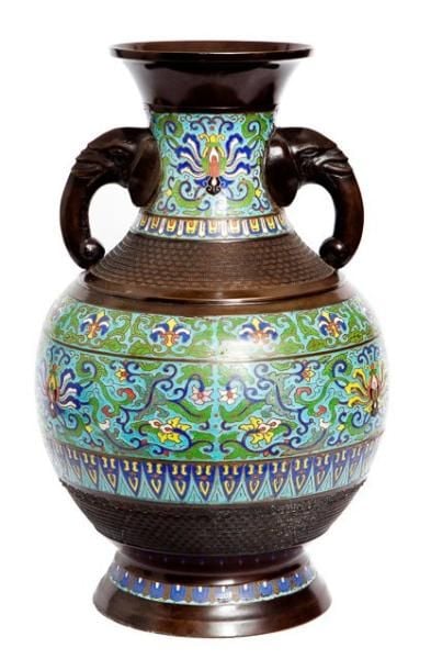Grand vase en bronze chinois garni d'une frise centrale en cloisonné avec des motifs florau
