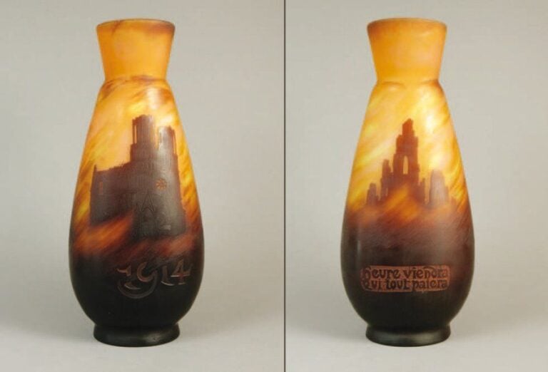 Grand vase ovoïde à col tronconique ouver