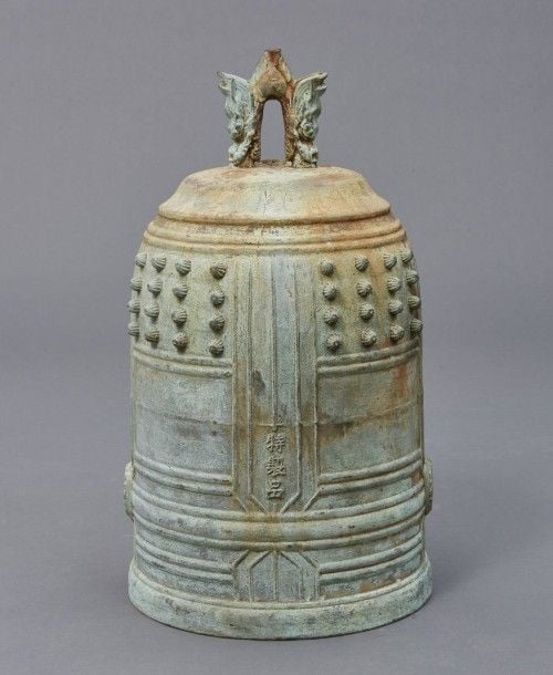 Grande et lourde cloche de temple en bronze (bonsho