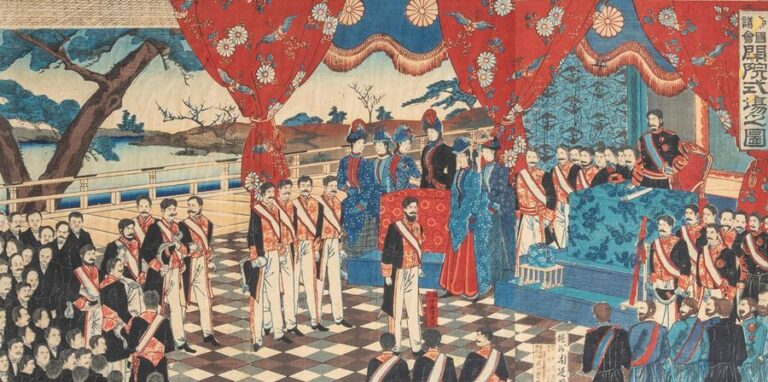 Gravure sur bois en trois panneaux encadrés représentant l'ouverture du Parlement par l'empereur Meiji (vers 1890) par Yoshu Chikanobu (Toyohara Chikanobu, 1838-1912