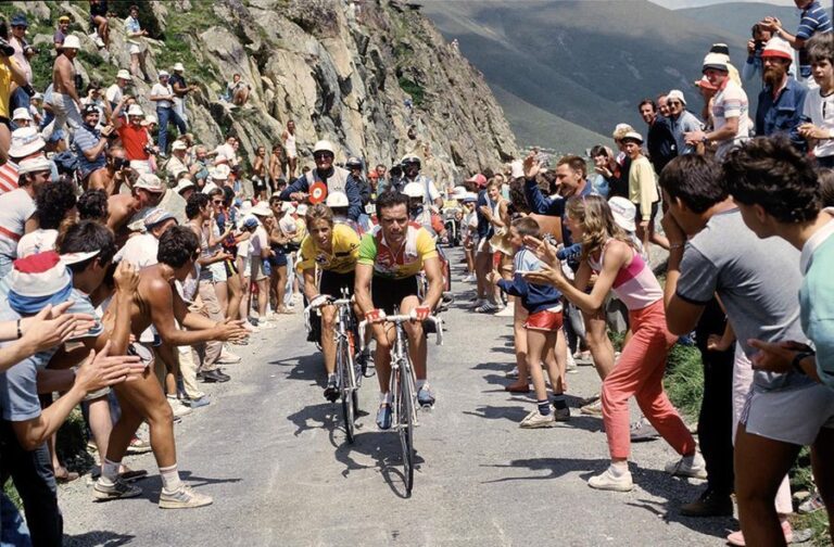 Greg LeMond et Bernard Hinault - Tour de France 1986 © Alain Landrain 21 juillet 198