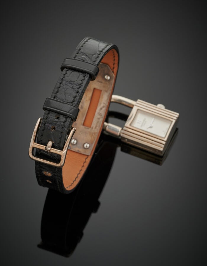 HERMES - BRACELET MONTRE de dame, modèle "Kelly" en argent (925‰). Cadran satin…