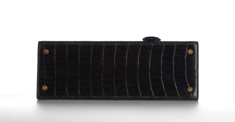 HERMÈS - circa 1970 - SAC "KELLY" 32 en crocodile d'estuaire (Crocodylus porosu…