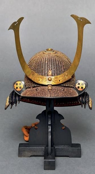 IMPORTANT CASQUE hoshi kabuto à soixante-quatre lamelles («casque étoile»