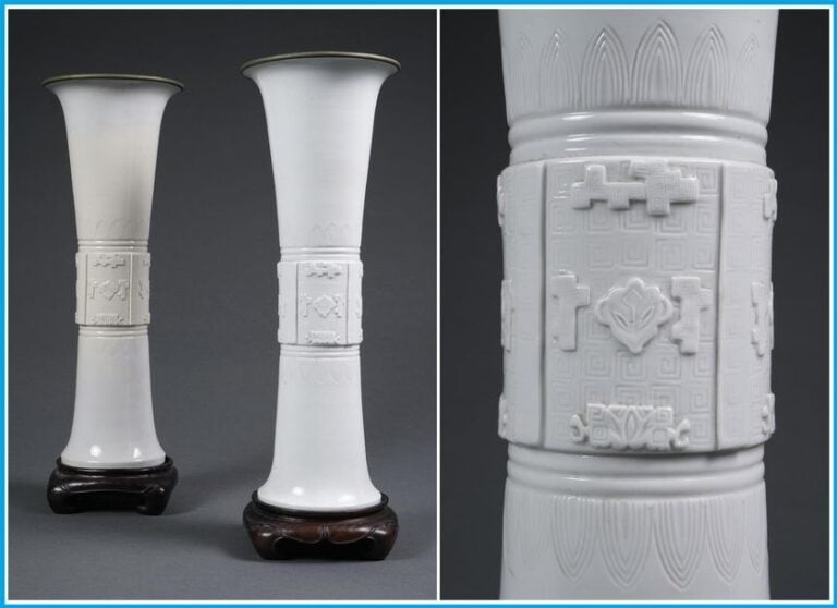 [=] IMPORTANTE PAIRE DE VASES CORNETS EN PORCELAINE EMAILLEE BLANC DE CHINE, YENYEN / GU