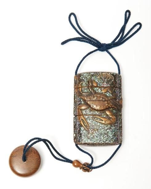 Inro (petit panier japonais vocation utilitaire) cinq compartiment
