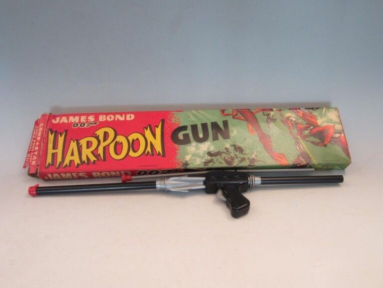 JAMES BOND 007 Harpoon Gun en boite originale par LONE STAR - Harpon en plastique avec une flèch