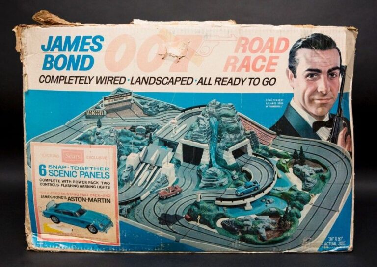 James Bond Gilbert - Circuit grand modèle Occasion en Boite