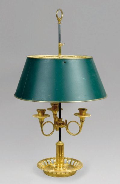 Lampe bouillotte à trois lumières, en bronze ciselé et dor