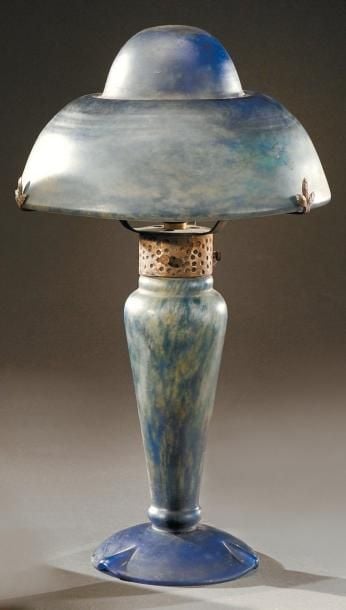 Lampe de table à piétement balustre et abat-jour appareillé d'origine à ressaut rentr