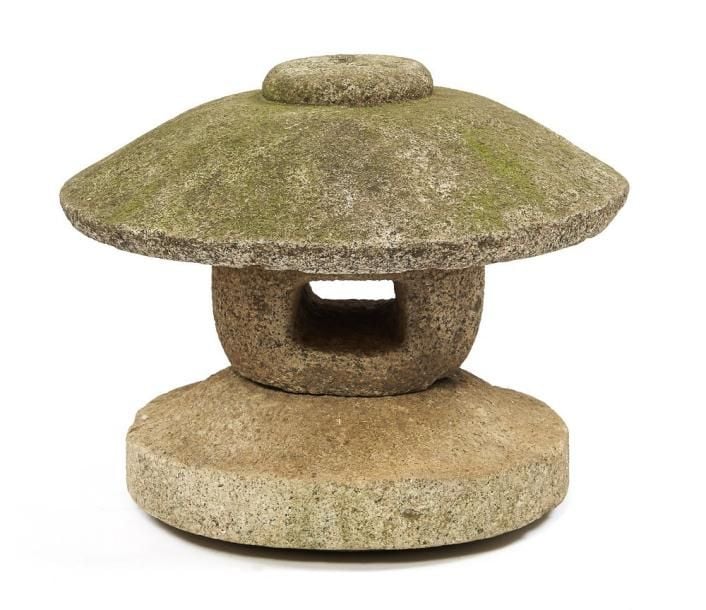 Lanterne de jardin en granit en forme de champignon (toro) composée de trois segment