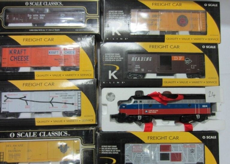 Loco; diesel «LONG ISLAND RAIL ROAD» type BB, caisse plastique à méc