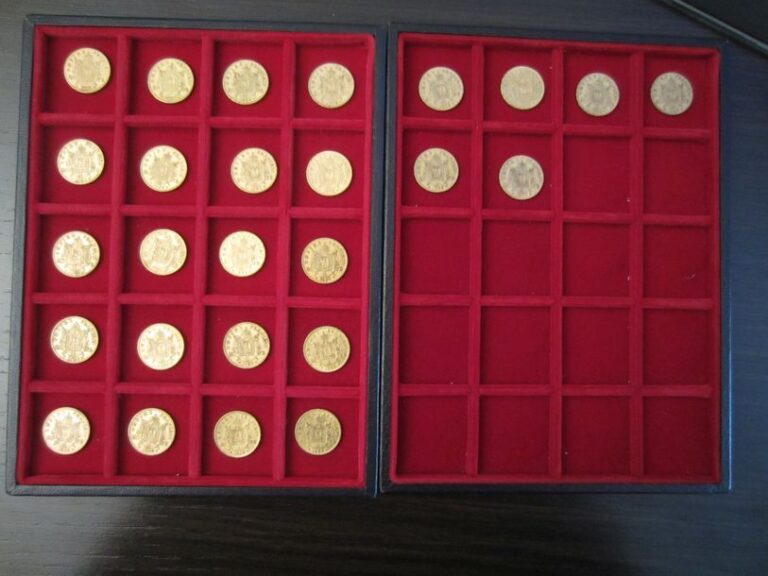 Lot de 16 pièces de 20 Francs or, type Napoléon tête laurée : 1868 A (17), 1868 BB (9)