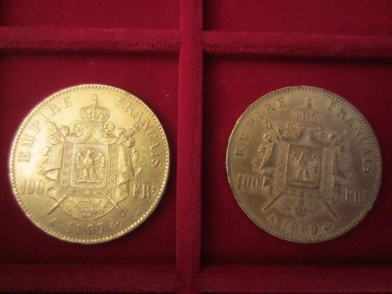Lot de 2 pièces de 100 Francs or, type Napoléon III tête laurée 1869, 1867