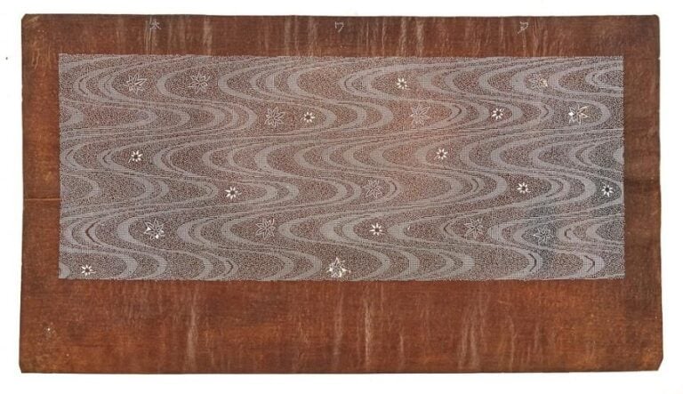 Lot de cinq petit katagami (pochoirs de papier pour teindre les étoffes) finement découpés et d'une qualité exceptionnell