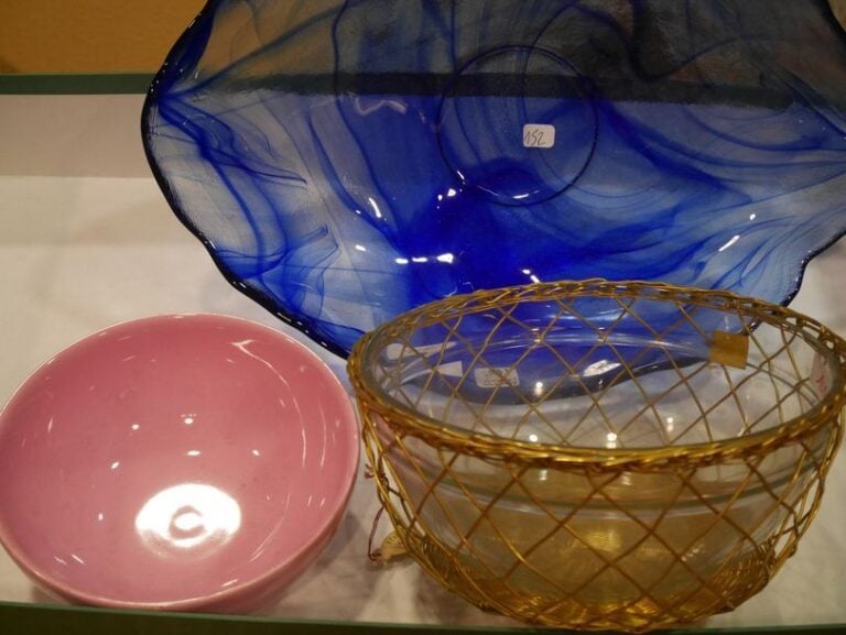 Lot de Coupe en verre, corbeille tressée