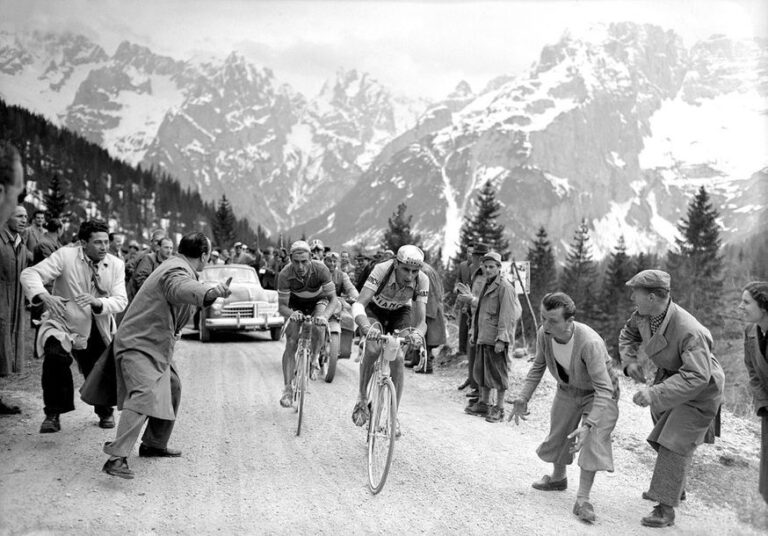 Louison Bobet et Fausto Coppi - Giro 1951 © Collections L'Équipe 7 juin 195