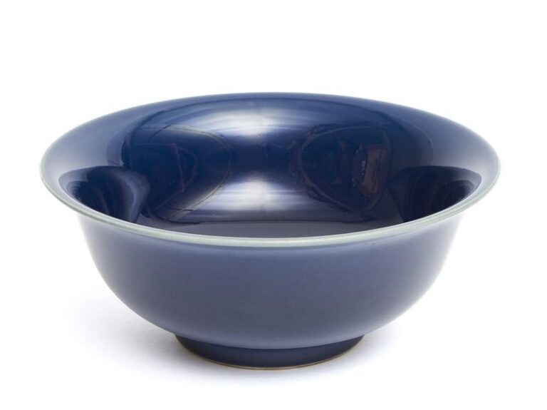 Lourd bol en porcelaine chinoise à glaçure bleu foncé (Jilanyou “ glaçure bleu foncé) Ja