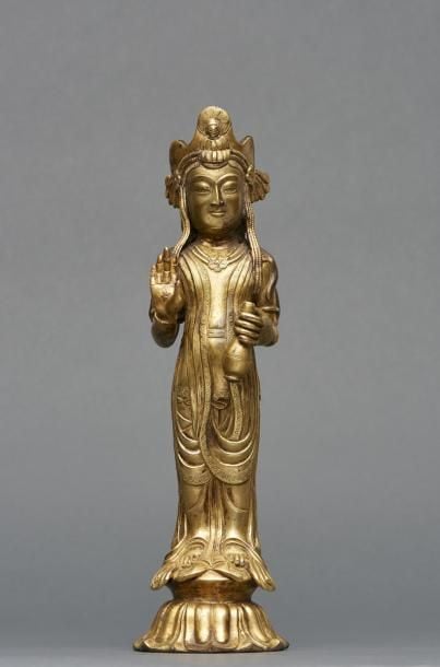 Lourde figurine chinoise en laiton représentant Guanyi