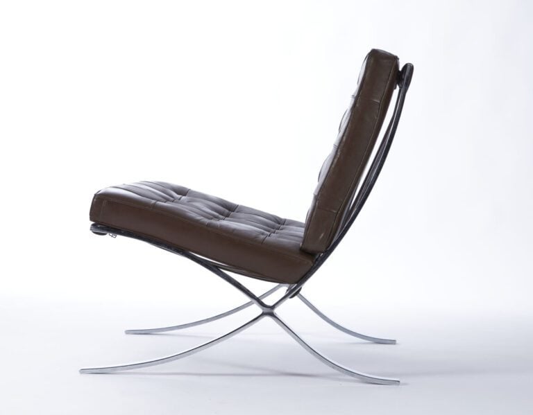 LUDWIG MIES VAN DER ROHE (1886-1969) - Paire de fauteuils « Barcelona » - modèl…