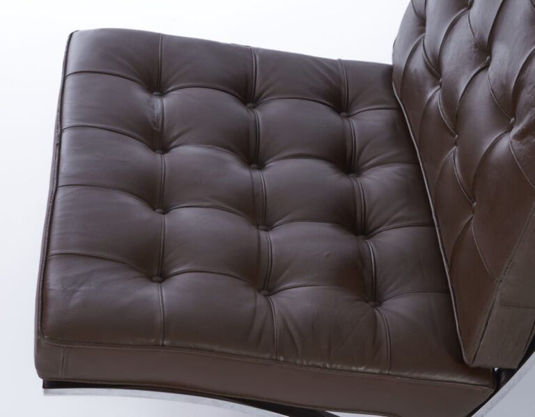 LUDWIG MIES VAN DER ROHE (1886-1969) - Paire de fauteuils « Barcelona » - modèl…