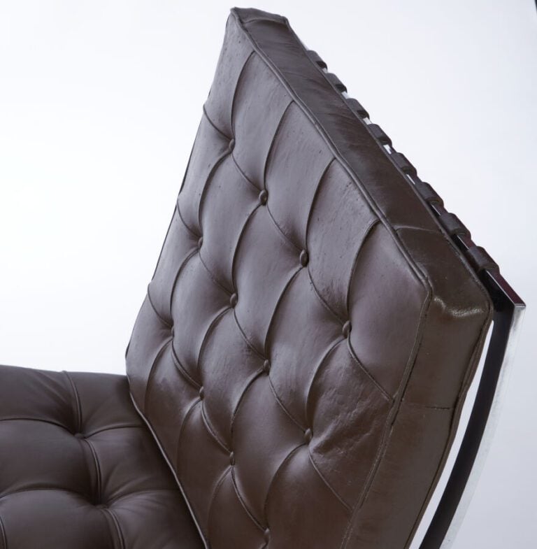 LUDWIG MIES VAN DER ROHE (1886-1969) - Paire de fauteuils « Barcelona » - modèl…