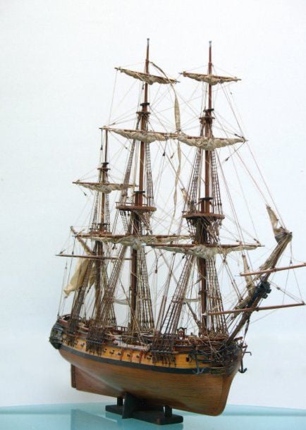 MAQUETTE DE FRÉGATE DE 28 CANON