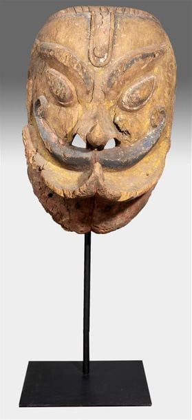 Masque monumental Indien