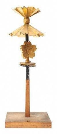 Matoi miniature en bois doré (objet japonais que les pompiers utilisaient comme symbole de leur groupe