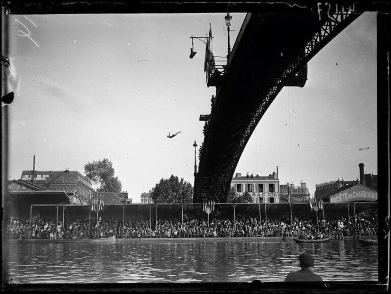 Meeting de natation France-Belgique, Paris - 1920 © Collections L'Équipe 8 août 192