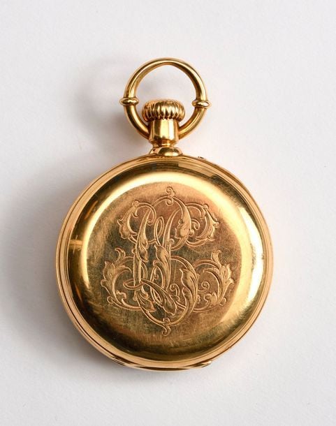 MONTRE DE GOUSSET en or jaune, le dos gravé, cadran émaillé blan