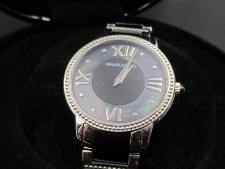 Montre Mauboussin avec sa boîte et certificat