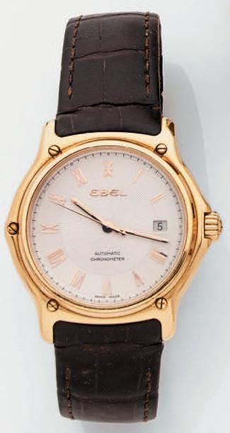 MONTRE ronde en or jaune, modèle «1911
