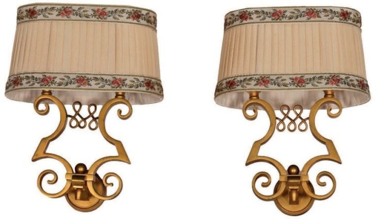 PAIRE D'APPLIQUES en bronze doré