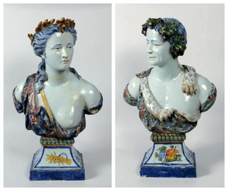 Paire de grands bustes sur socle représentant l'été et l'automne symbolisés par Cérès et Bacchus drapé d'une tog