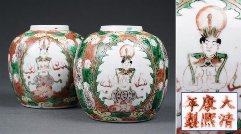PAIRE DE JARRES EN PORCELAINE A DECOR EMAILLE POLYCHROME DANS LE STYLE DE LA " FAMILLE VERTE "