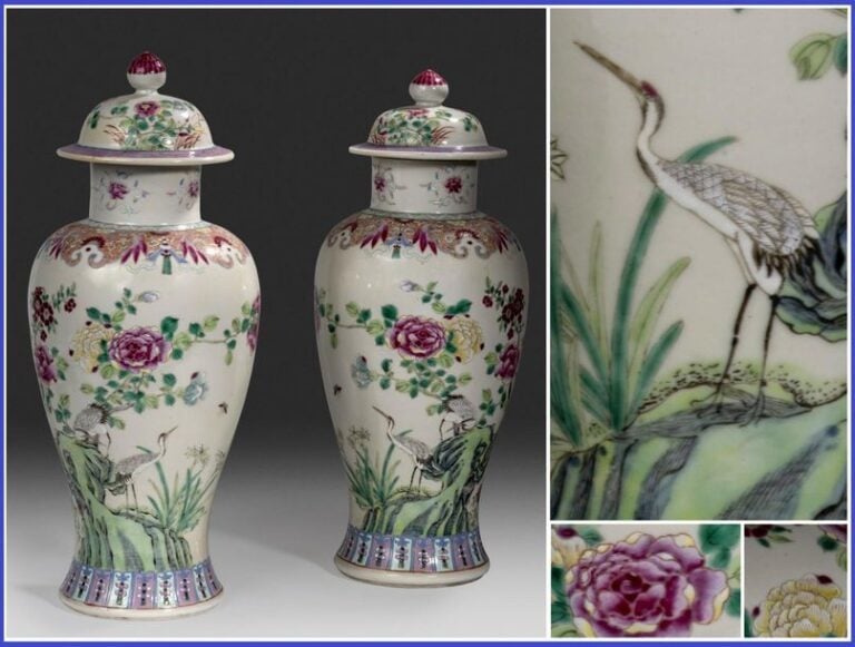 PAIRE DE POTICHES COUVERTES EN PORCELAINE DE LA " COMPAGNIE DES INDES "