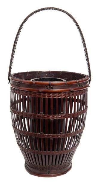 Panier à fleur en bambou tressé (hanakago) de forme rond
