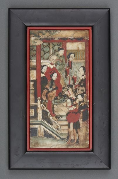 Panneau en pierre dans un cadre avec un tableau représentant des femmes chinoise