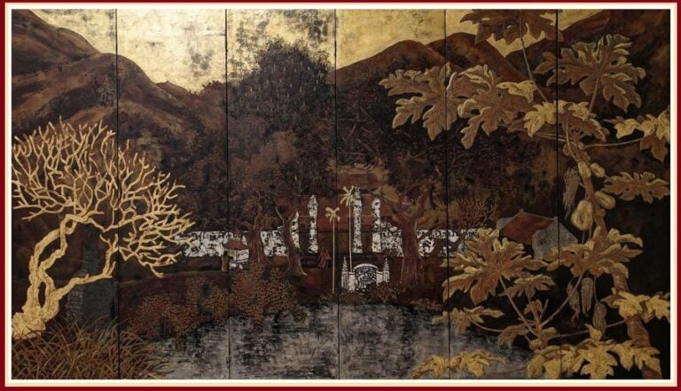 PARAVENT A SIX FEUILLES EN BOIS LAQUE ET DORE