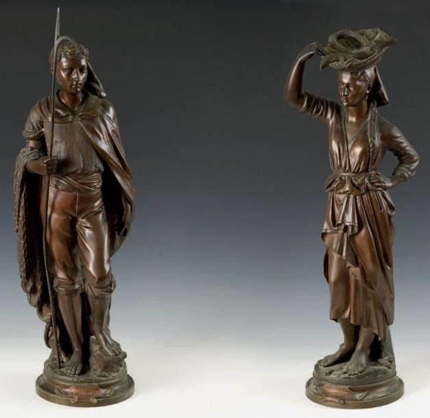 Pêcheur et pêcheuse de Saint-Jean-de-Luz Sculptures en bronze à patine médaille, signées Fonte d'édition Hau
