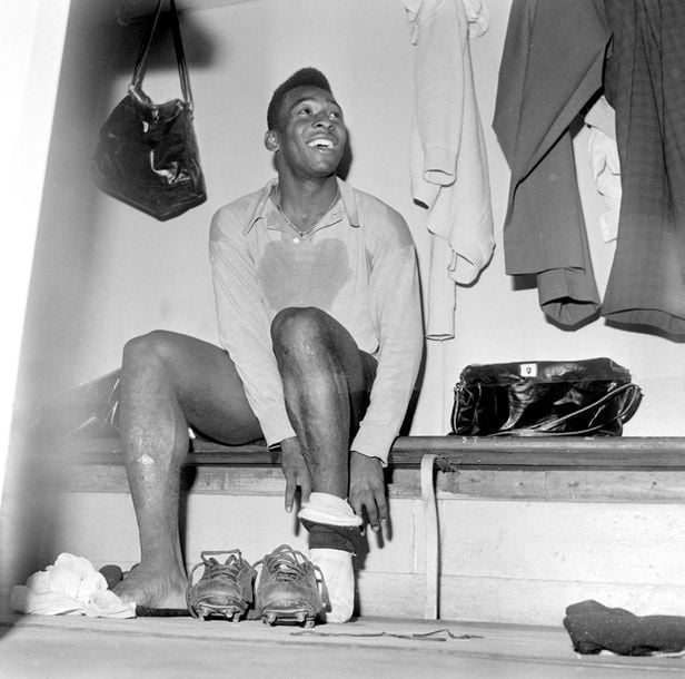 Pelé - Parc des Princes, 1962 © L'Équipe 15 octobre 196