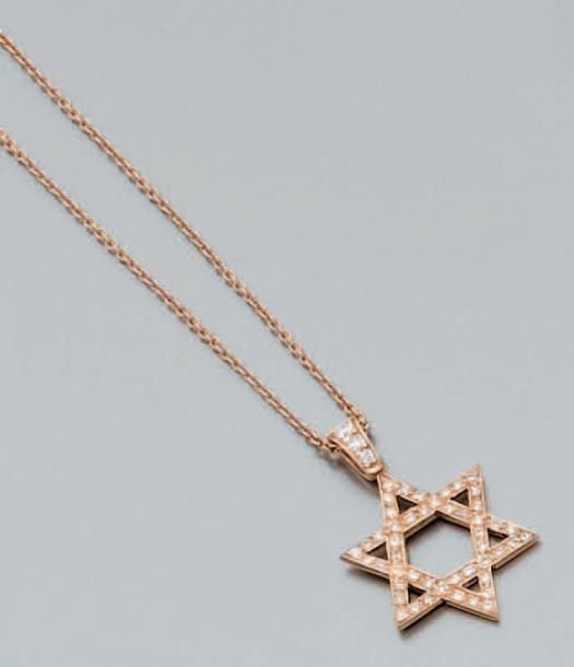 PENDENTIF «étoile de David» en or rose ajouré serti de diamants taille brillan