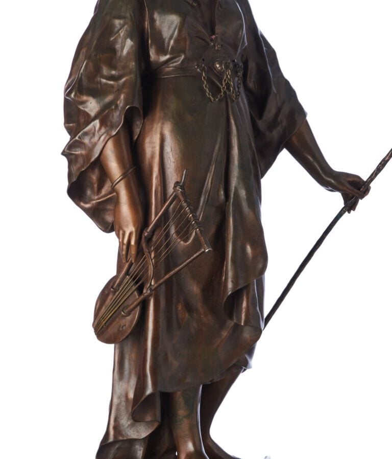 PICAULT - « Musicienne orientale » - Bronze à patine médaille - H : 75 cm