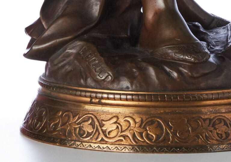 PICAULT - « Musicienne orientale » - Bronze à patine médaille - H : 75 cm