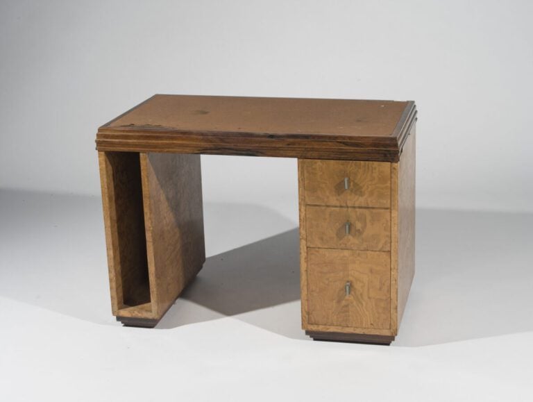 PIERRE-PAUL MONTAGNAC (1883-1961) - Paire de bureaux en palissandre de Rio et p…