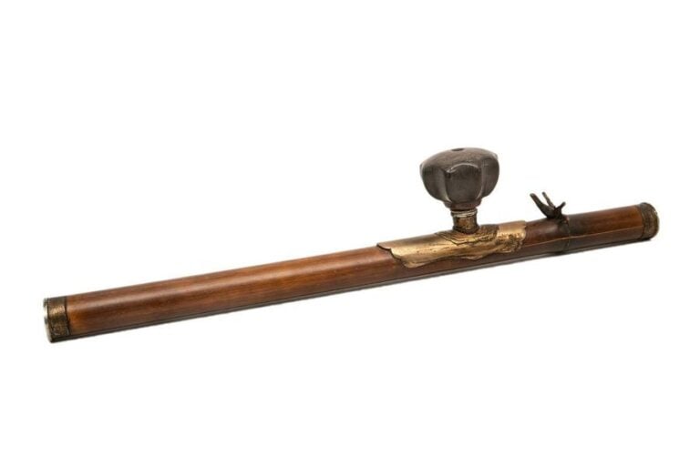PIPE A OPIUM EN FUT DE BAMBOU