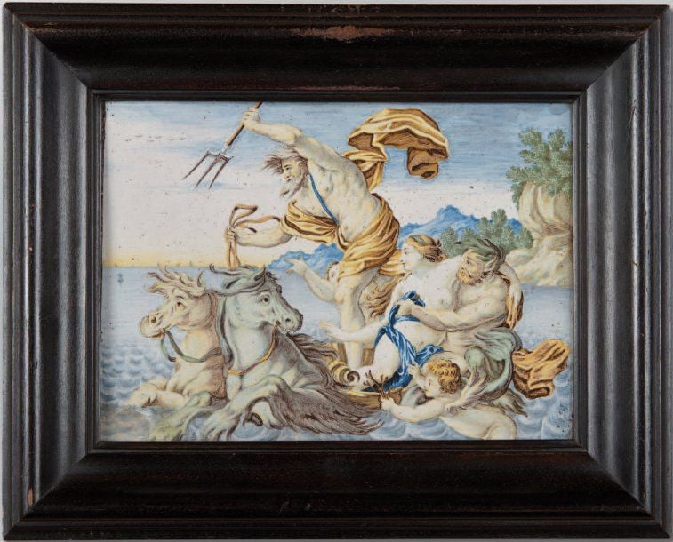 Plaque rectangulaire ornée d'un décor polychrome figurant Neptune enlevant Amphitrite sur un char formé d'une gigantesque coquille tiré par des chevaux marin