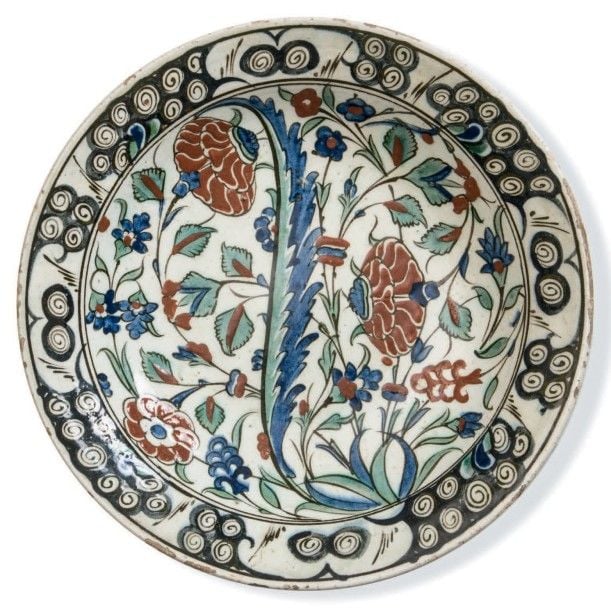 Plat Iznik à la grande feuille Saz